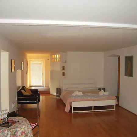 Zaffiro Blu Airport B&B 3*