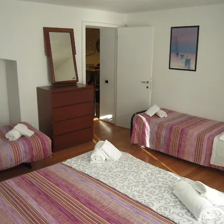 Zaffiro Blu Airport B&B 베르가모