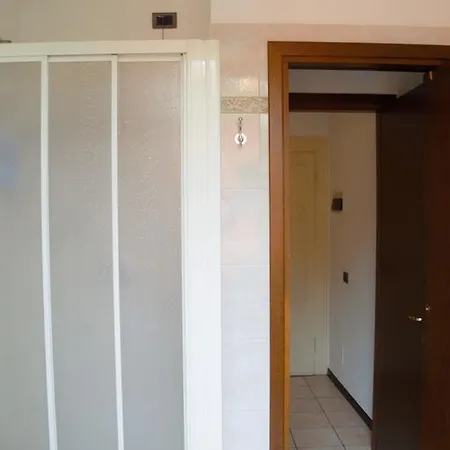 Zaffiro Blu Airport Bed and Breakfast