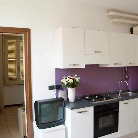 Zaffiro Blu Airport Bed & Breakfast 2*