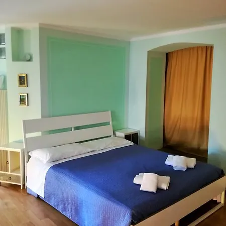 Zaffiro Blu Airport Bed & Breakfast