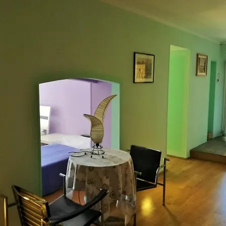 Zaffiro Blu Airport Bed and Breakfast 3*